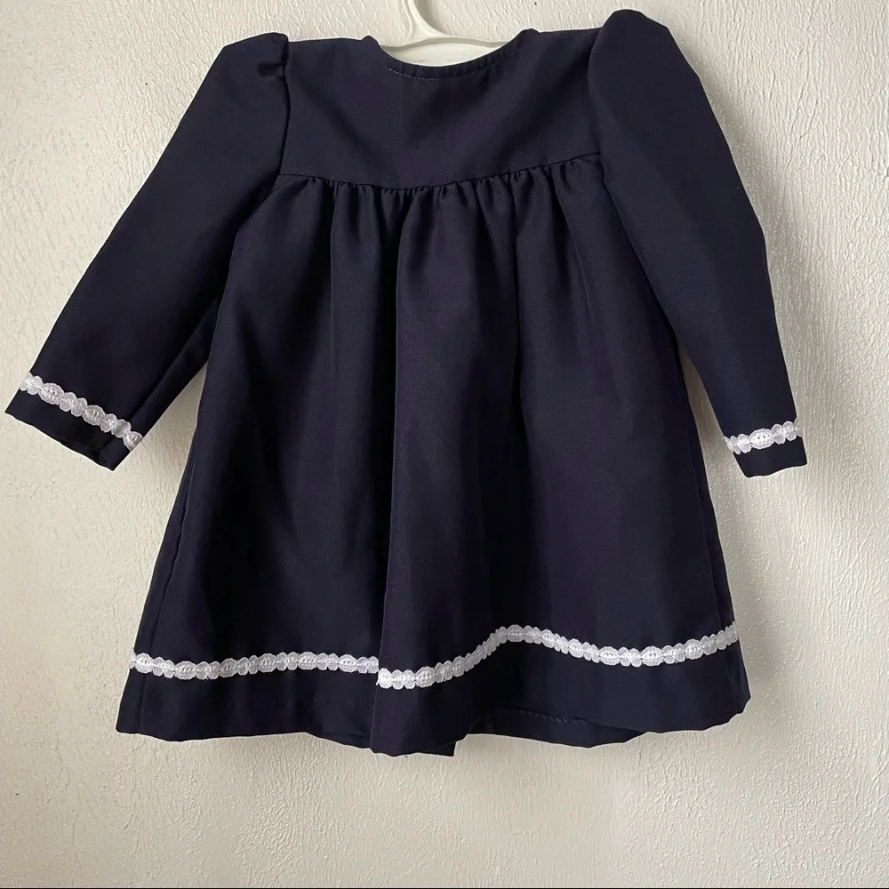 Vintage Rare Editions Girls White/Navy Blue Long Sleeve Apron Bib Dress Sz 3T